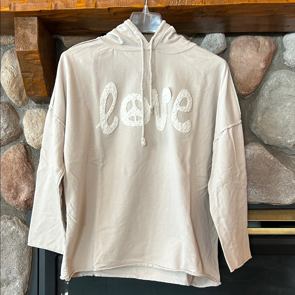 Love Appliqué Hooded Sweatshirt - Cream